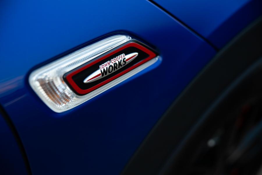 Логотип Mini John Cooper Works Clubman (F54) 2019 года  (AU) (фото 22 из 38)